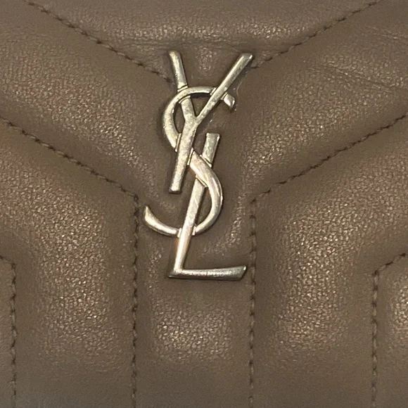 🇫🇷YSL PUFFER PETITE WALLET LAMBSKIN with COA - Picture 10 of 10